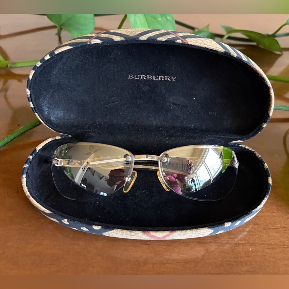 Burberry Rimless Sunglasses in Silver with Light Gradient Lenses